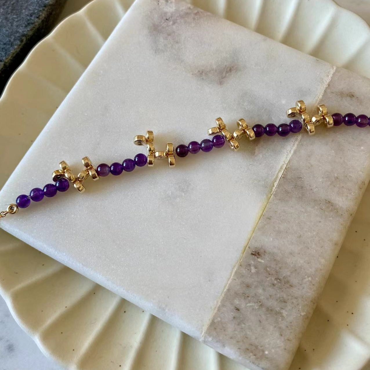 Balloon Dog - Gold Filled Balloon Dog Amethyst Beaded Bracelet